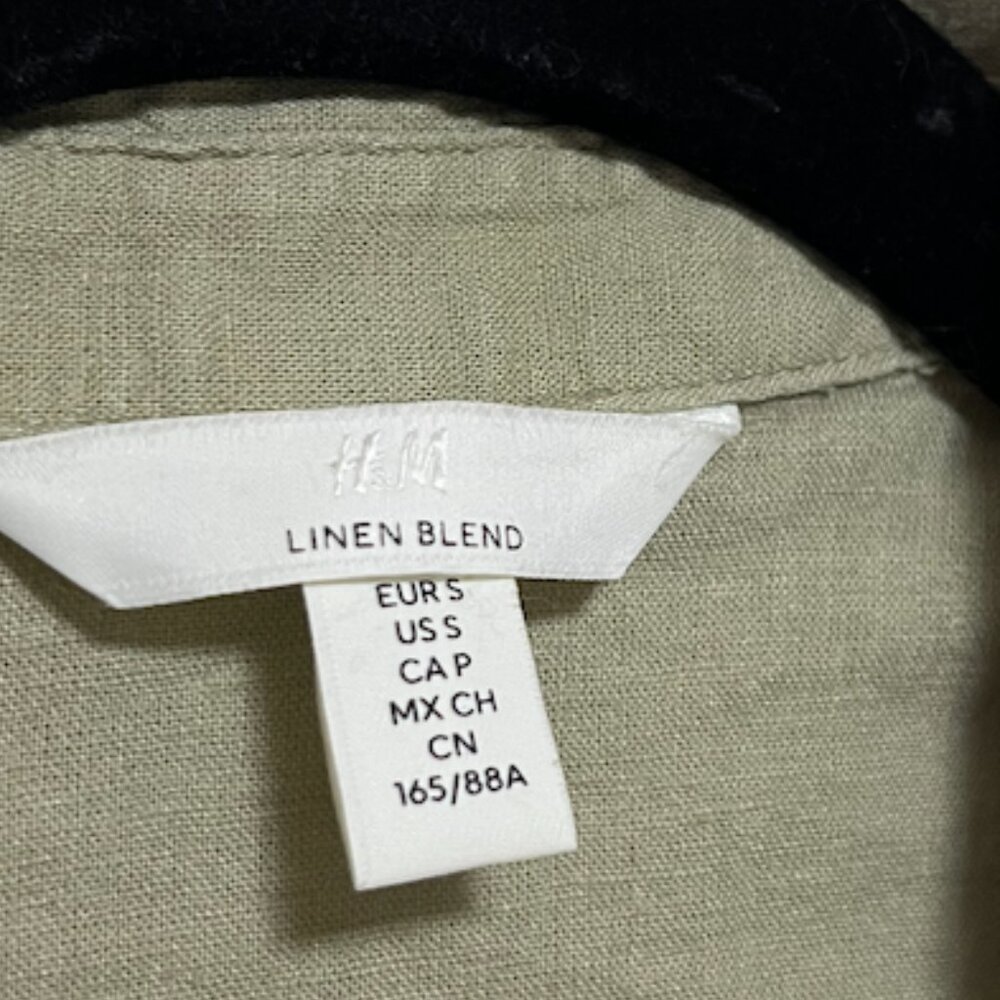 Sleeveless Linen Blend Shirt - Picture 4 of 6